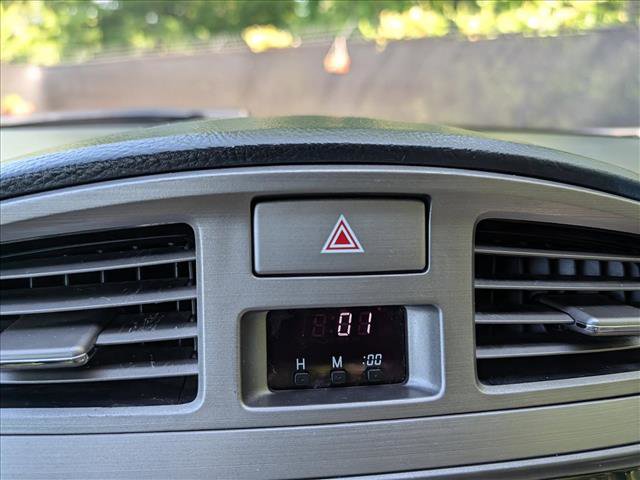 Used 2011 Toyota Avalon Limited FWD image 33