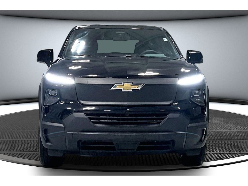 Used 2025 Chevrolet Silverado EV W/T image 4