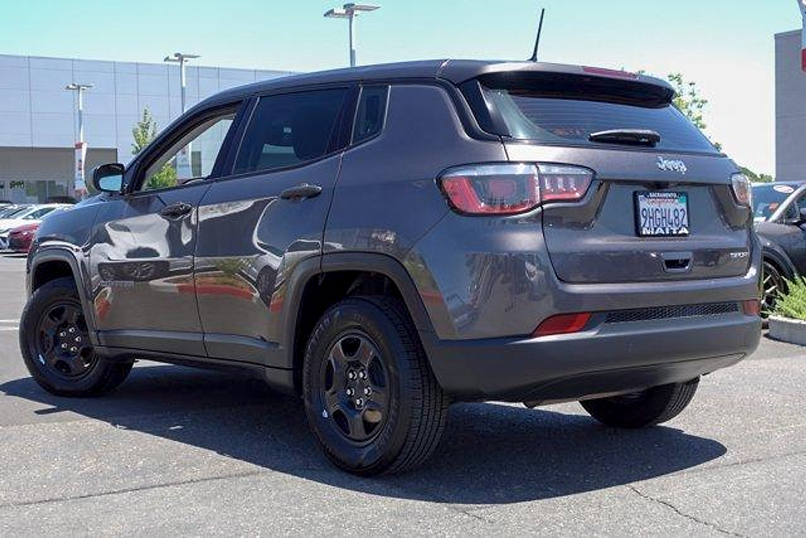 Used 2019 Jeep Compass Sport FWD image 8