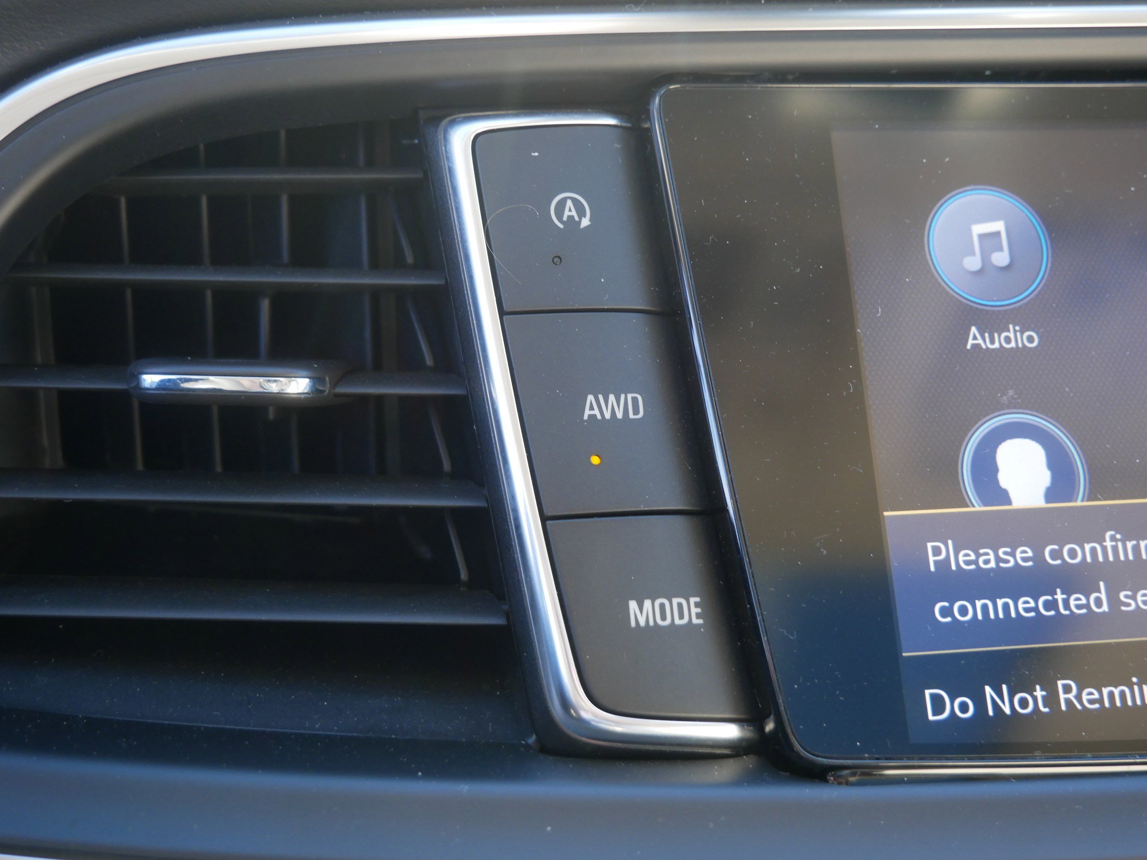 Used 2023 Buick Enclave Avenir w/ Avenir Technology Package image 31