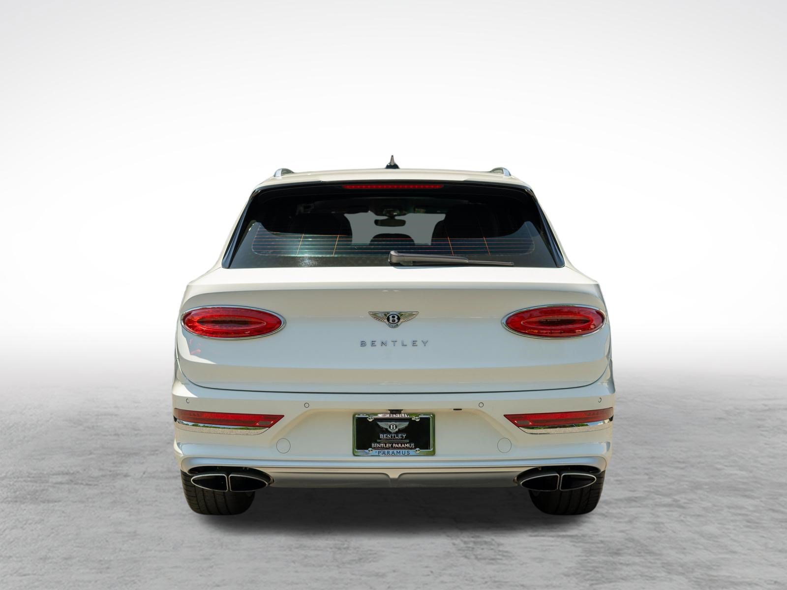 Used 2023 Bentley Bentayga Extended Wheelbase AWD/4WD image 8
