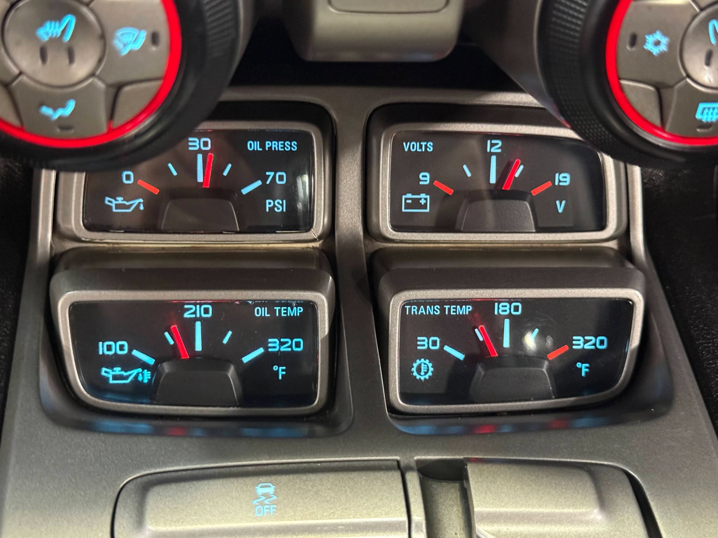 Used 2014 Chevrolet Camaro SS w/ RS Package RWD image 16