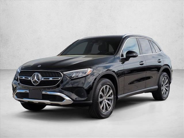 Used 2025 Mercedes-Benz GLC 300 4MATIC image 1