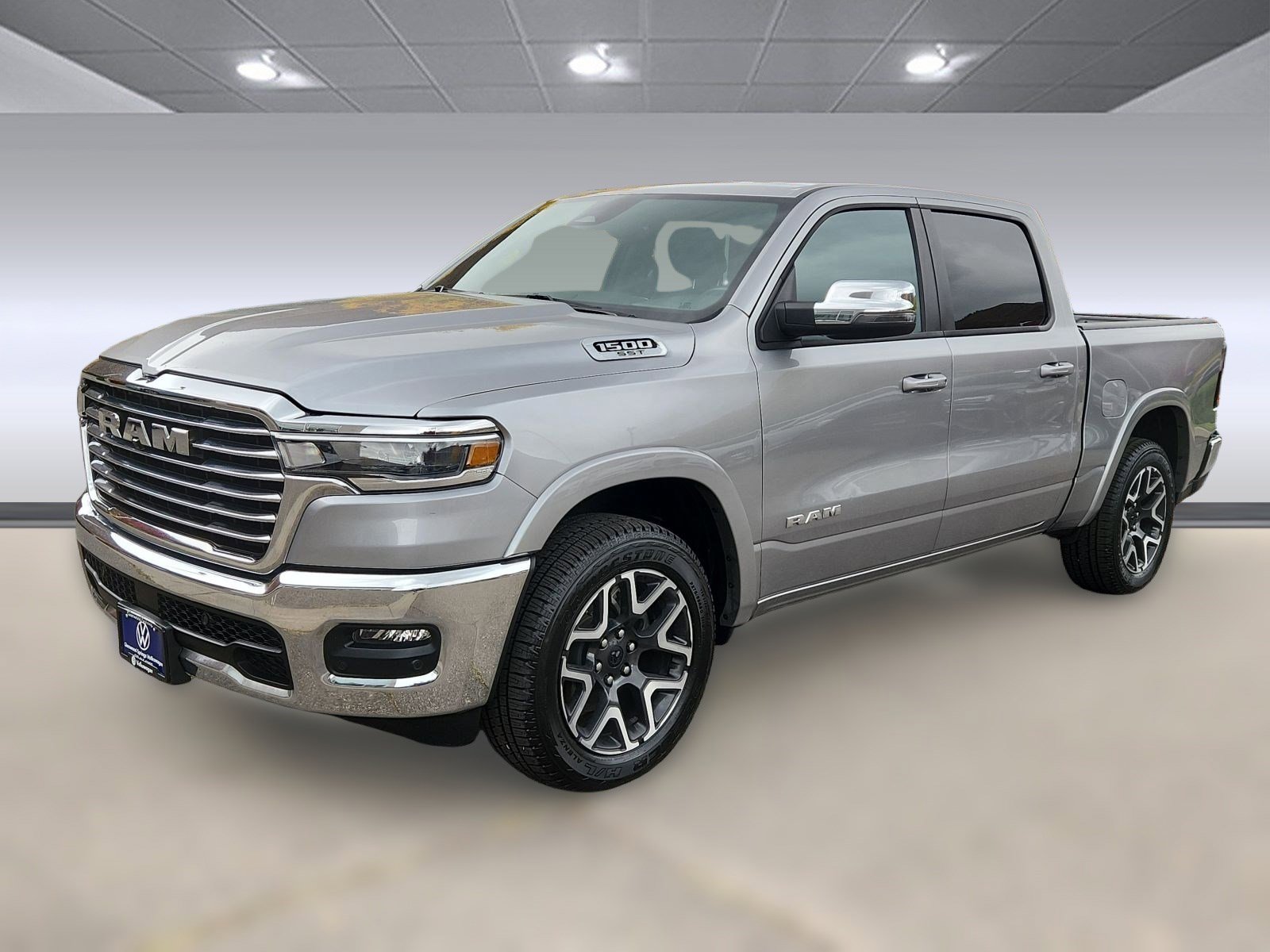 Used 2025 RAM 1500 Laramie image 4
