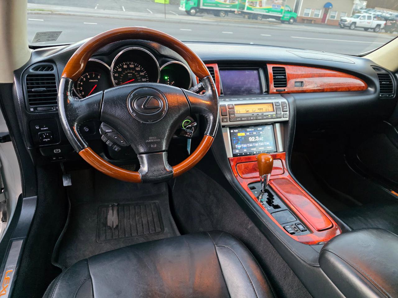 Used 2005 Lexus SC 430 Convertible RWD image 19