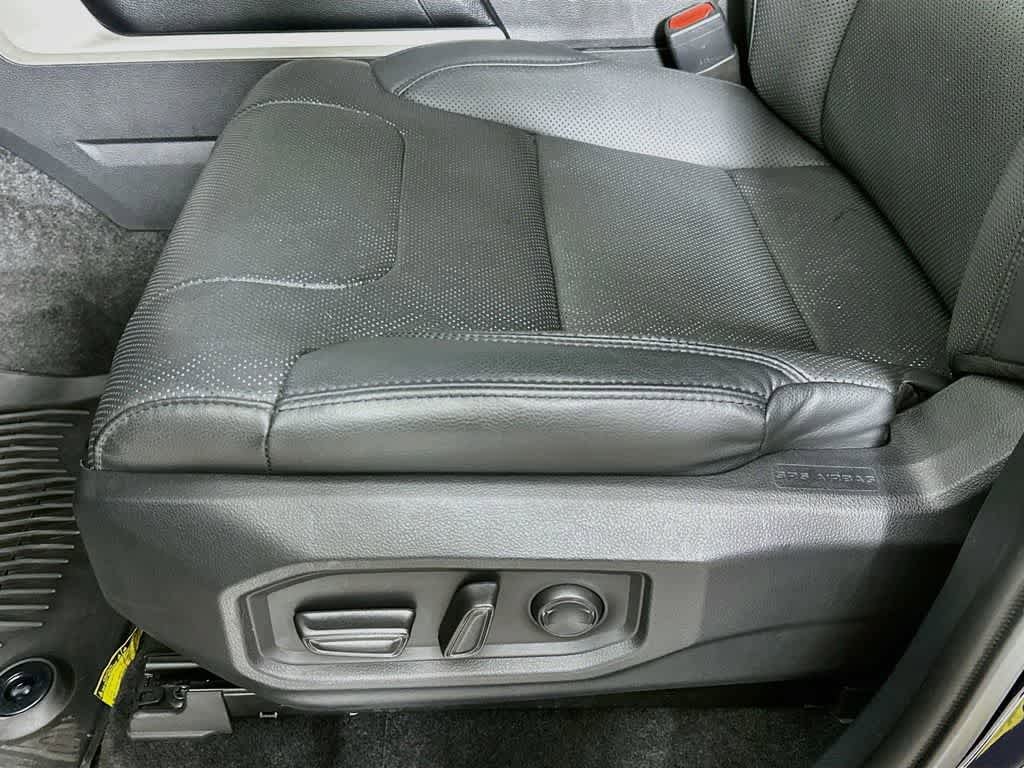 Used 2024 Toyota Tundra SR5 w/ SR5 Premium Package AWD/4WD image 29