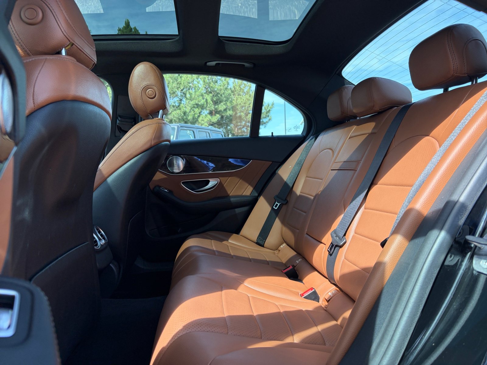 Used 2020 Mercedes-Benz C 300 4MATIC Sedan image 20