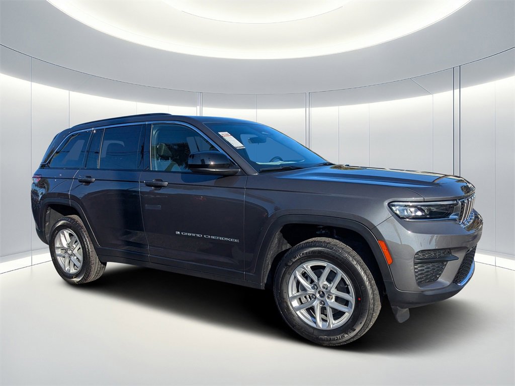 New 2025 Jeep Grand Cherokee Laredo X w/ Trailer Tow Package image 2