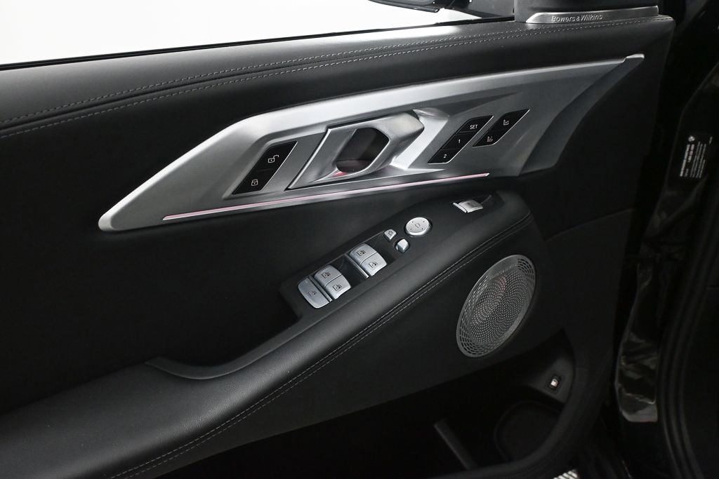 Used 2023 BMW XM AWD/4WD image 8