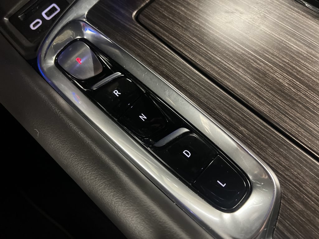 Certified 2023 Buick Enclave Avenir w/ Trailering Package, 5000 lbs. AWD/4WD image 26