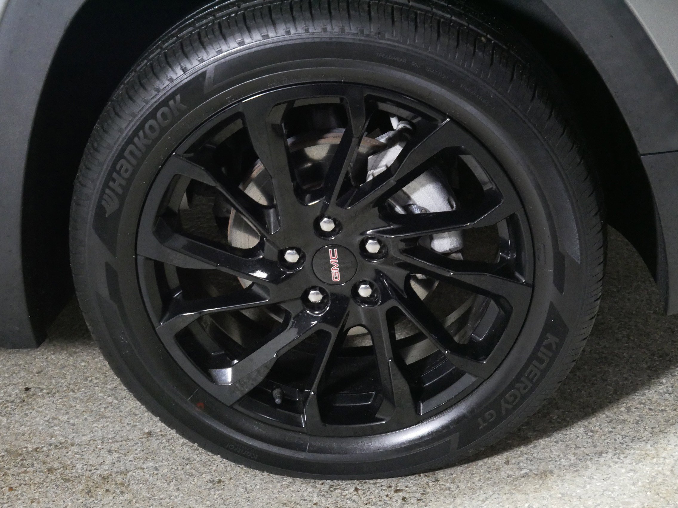 Used 2023 GMC Terrain SLE w/ Driver Convenience Package image 15