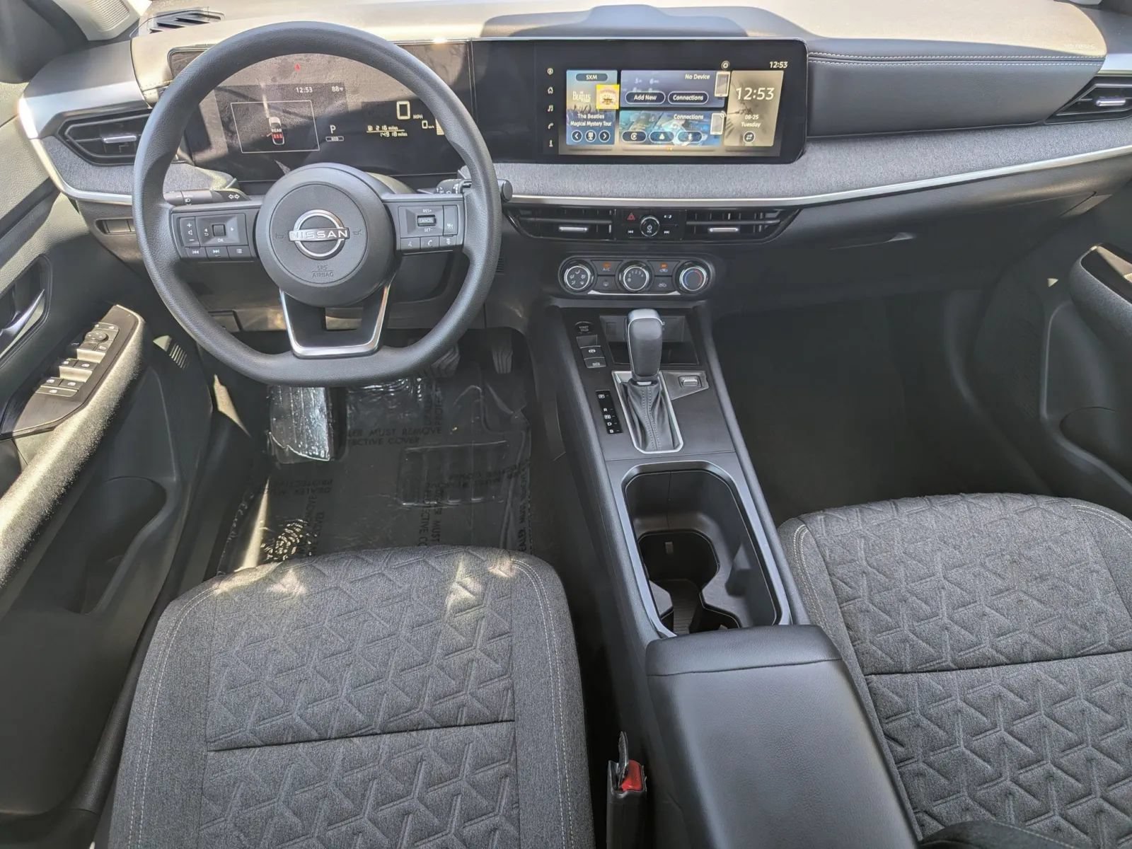 Used 2025 Nissan Kicks SV FWD image 19