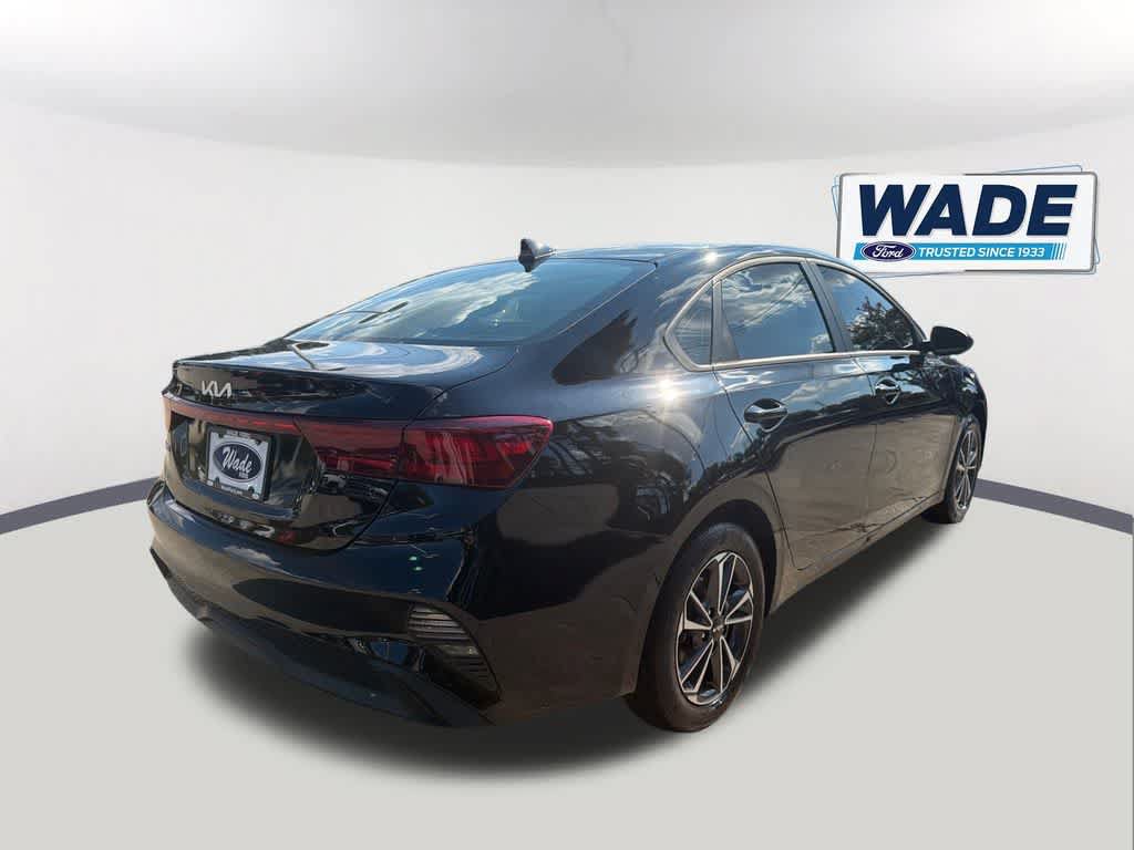 Used 2024 Kia Forte LXS FWD image 5