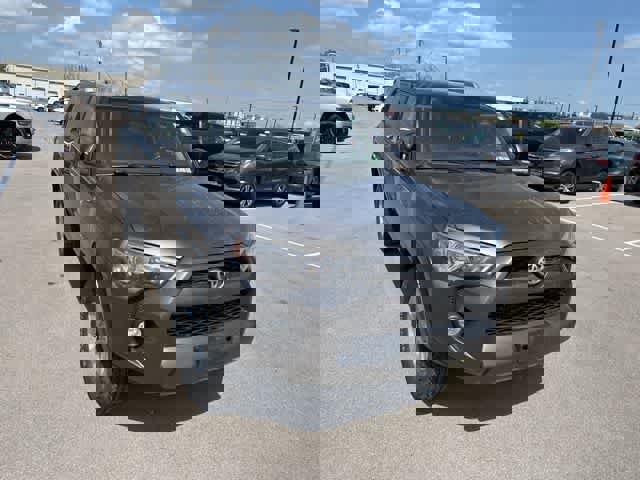 Used 2015 Toyota 4Runner SR5 image 24