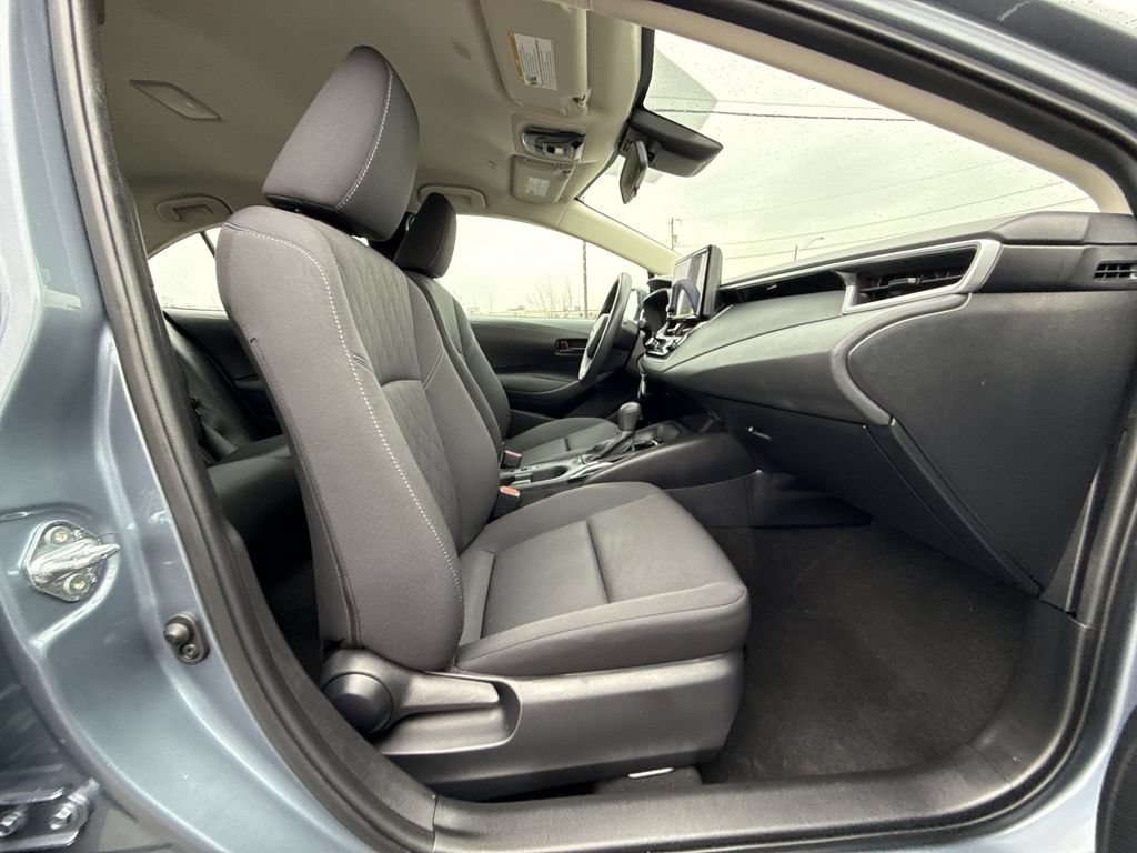 Used 2024 Toyota Corolla LE FWD image 24