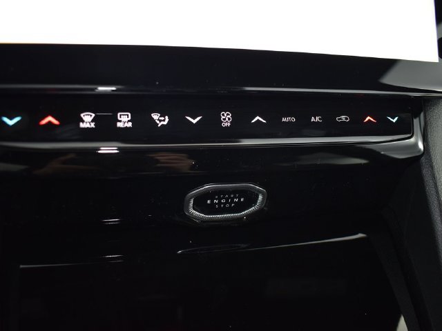New 2026 Jeep Grand Cherokee Altitude AWD/4WD image 26