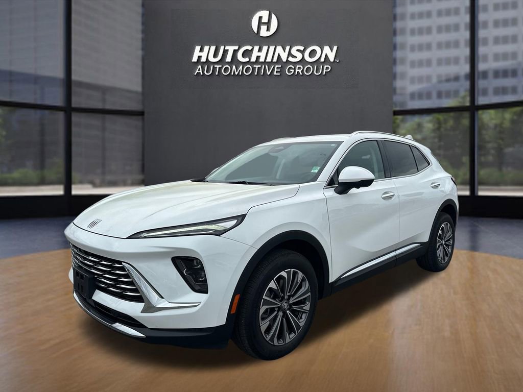 Certified 2025 Buick Envision Preferred image 3