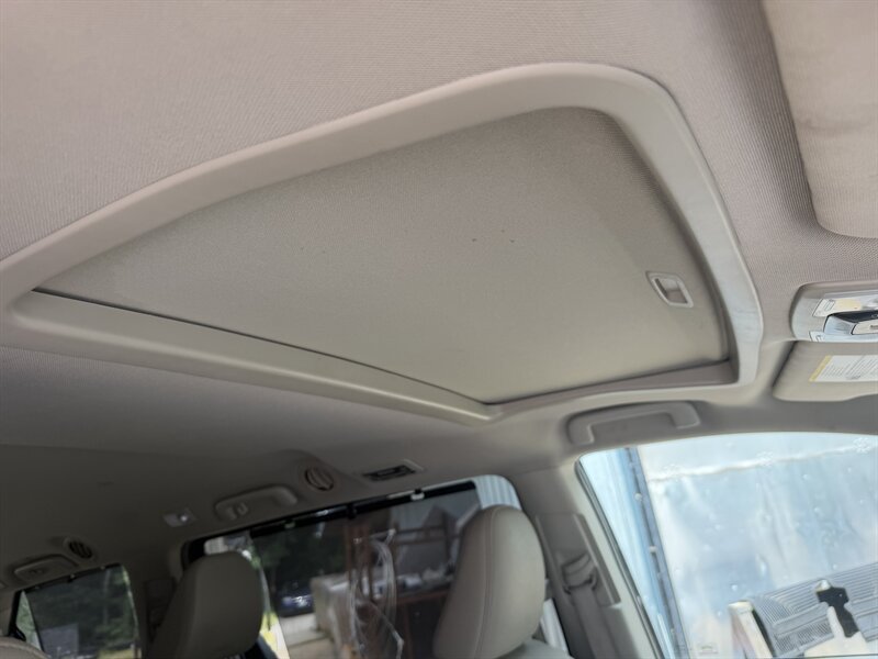 Used 2015 Toyota Sienna XLE w/ XLE Navigation Package AWD/4WD image 67