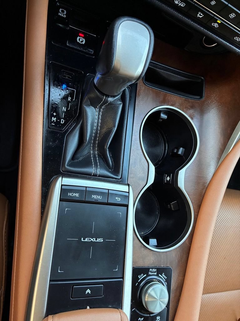 Used 2022 Lexus RX 350L Premium w/ Premium Package AWD/4WD image 31