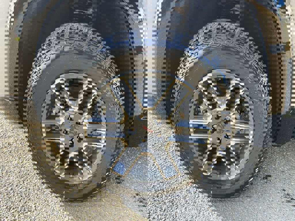 New 2026 GMC Terrain AT4 w/ Convenience Package III image 32