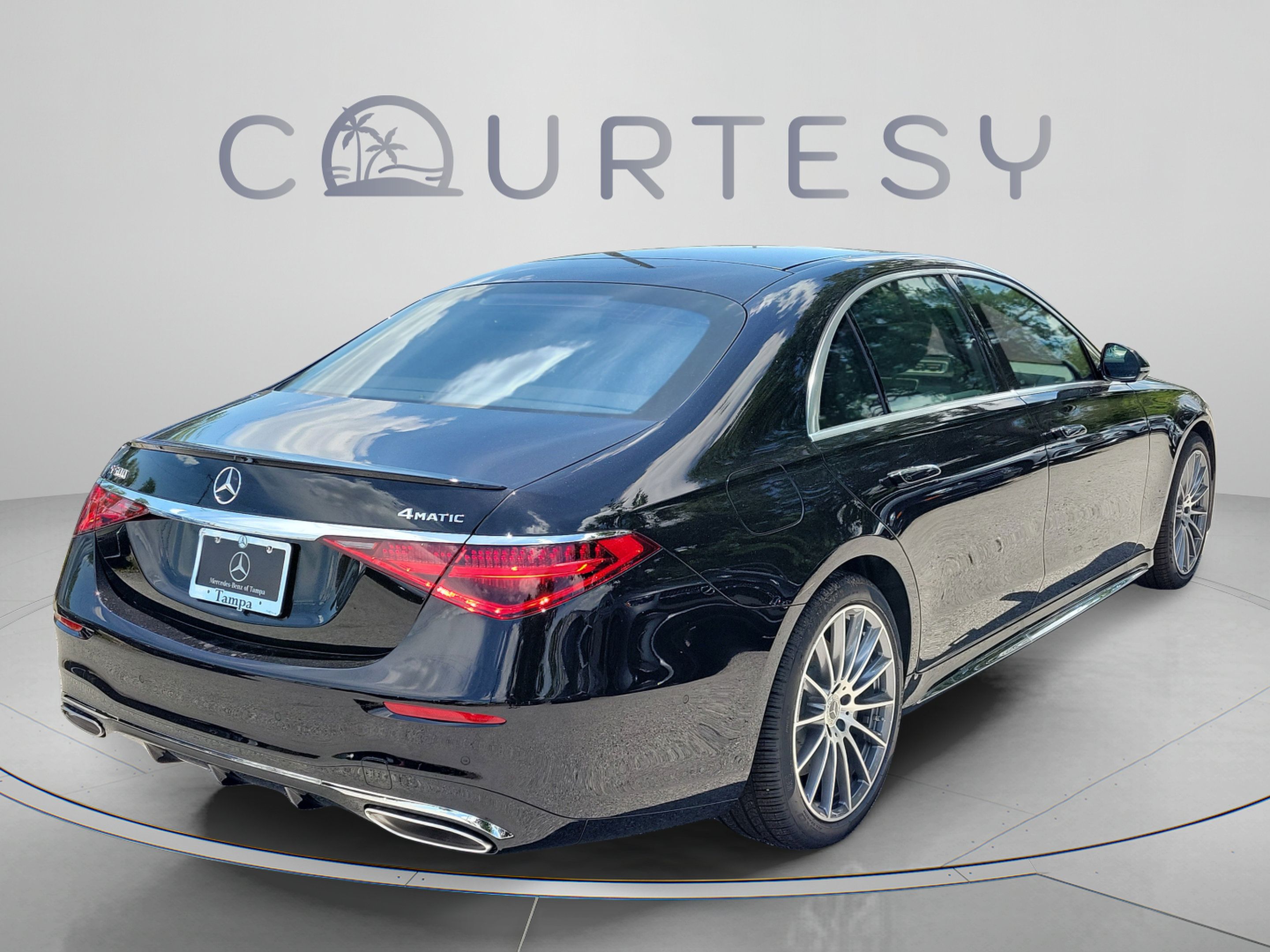 New 2026 Mercedes-Benz S 500 4MATIC image 3