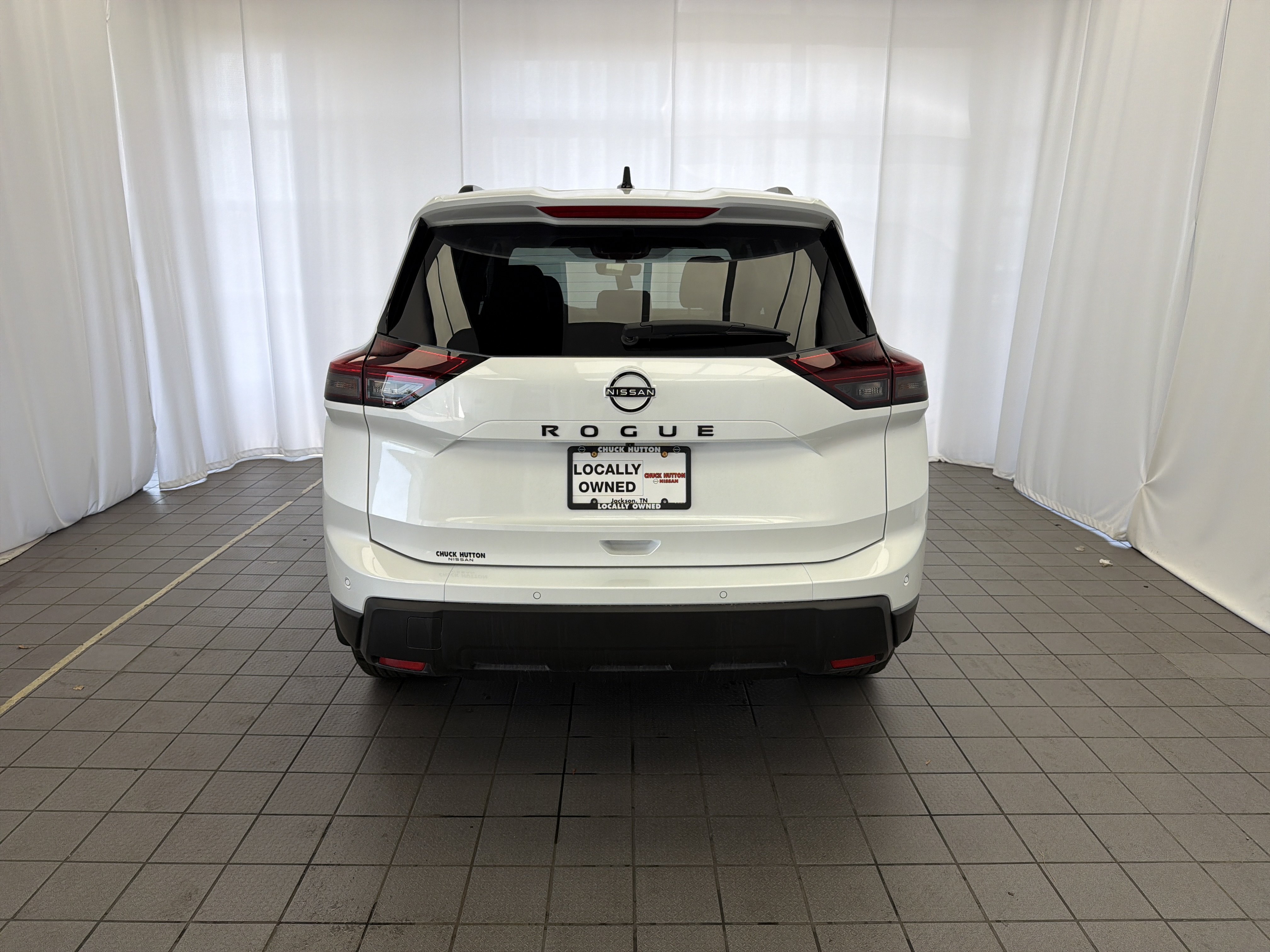 New 2026 Nissan Rogue SV FWD image 5