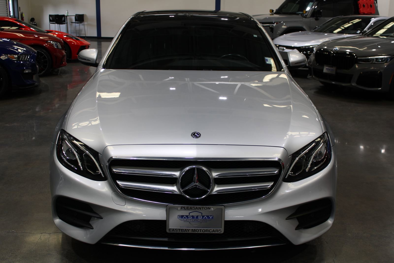 Used 2018 Mercedes-Benz E 300 image 4