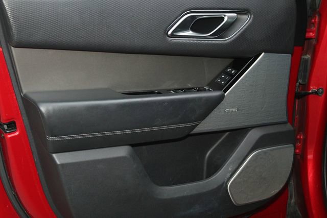 Used 2018 Land Rover Range Rover Velar S image 23