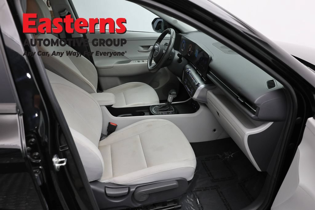 Used 2024 Hyundai Kona SEL FWD image 22