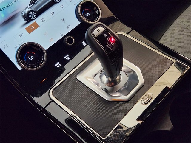 Used 2023 Land Rover Range Rover Evoque R-Dynamic SE image 19