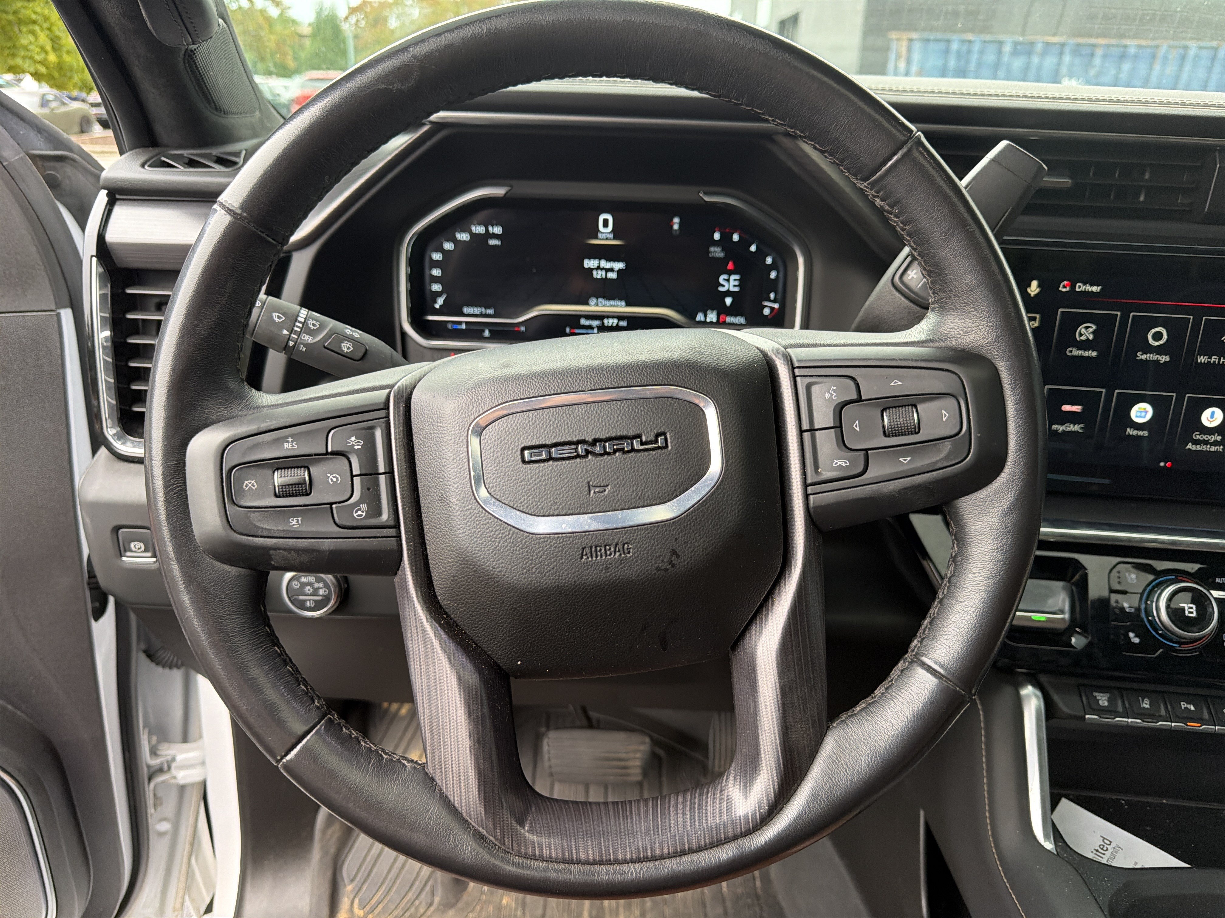 Used 2024 GMC Sierra 2500 Denali Ultimate AWD/4WD image 17