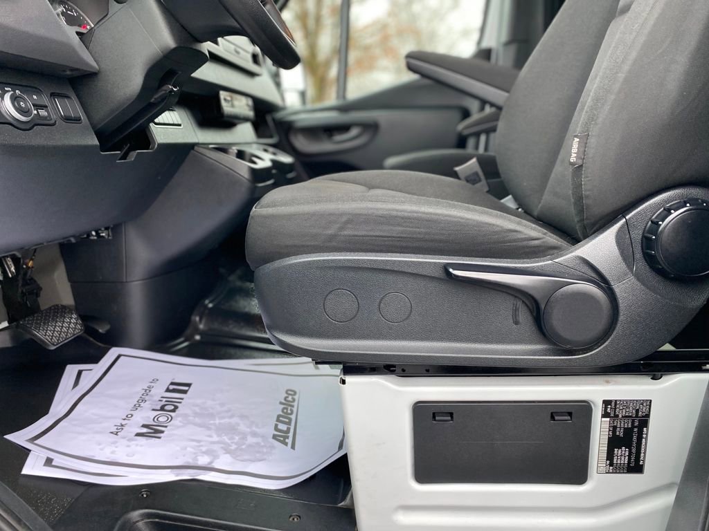 Used 2024 Mercedes-Benz Sprinter 2500 image 24