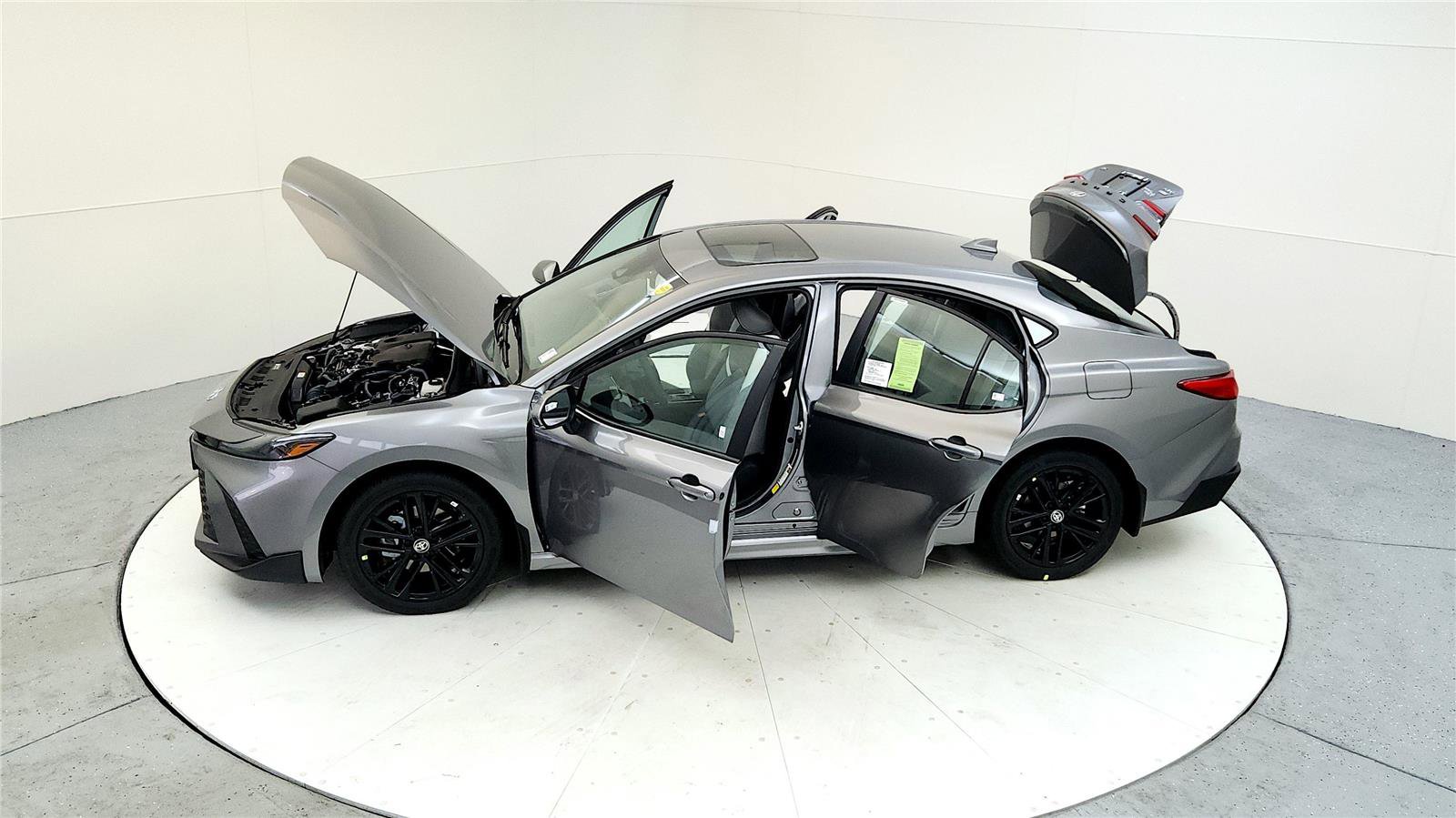 Certified 2025 Toyota Camry SE image 18