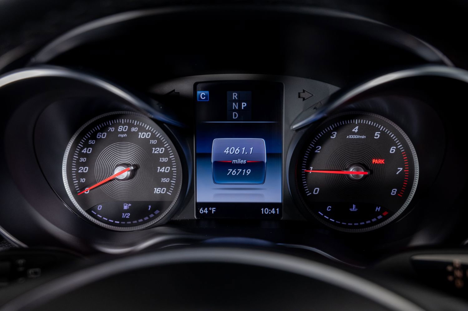 Used 2019 Mercedes-Benz GLC 300 4MATIC w/ Premium Package image 34