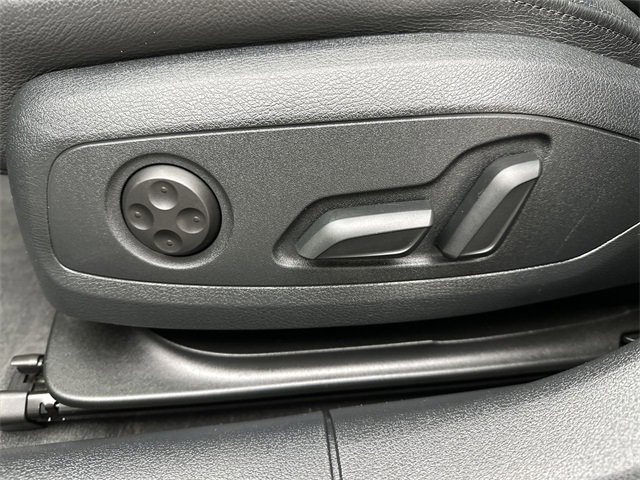 Used 2019 Audi S4 Premium Plus w/ Premium Plus Package image 12