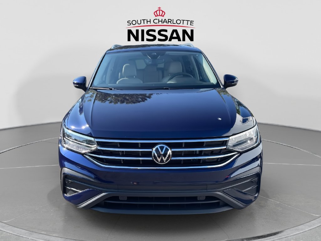 Used 2023 Volkswagen Tiguan SE FWD image 2