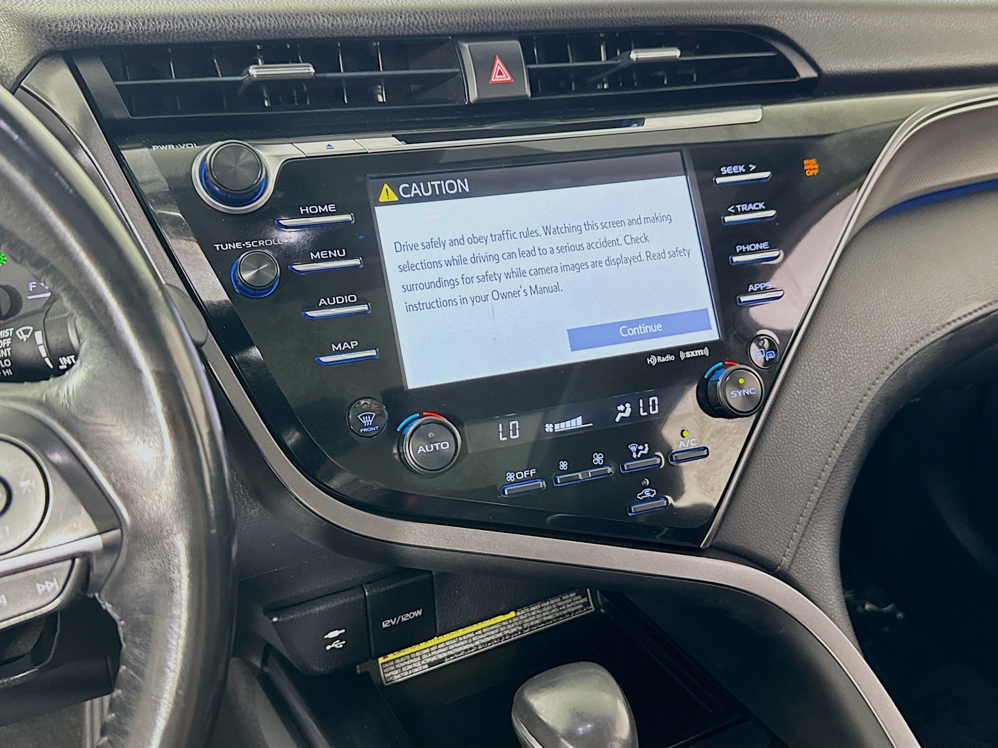 Used 2019 Toyota Camry XSE FWD image 16