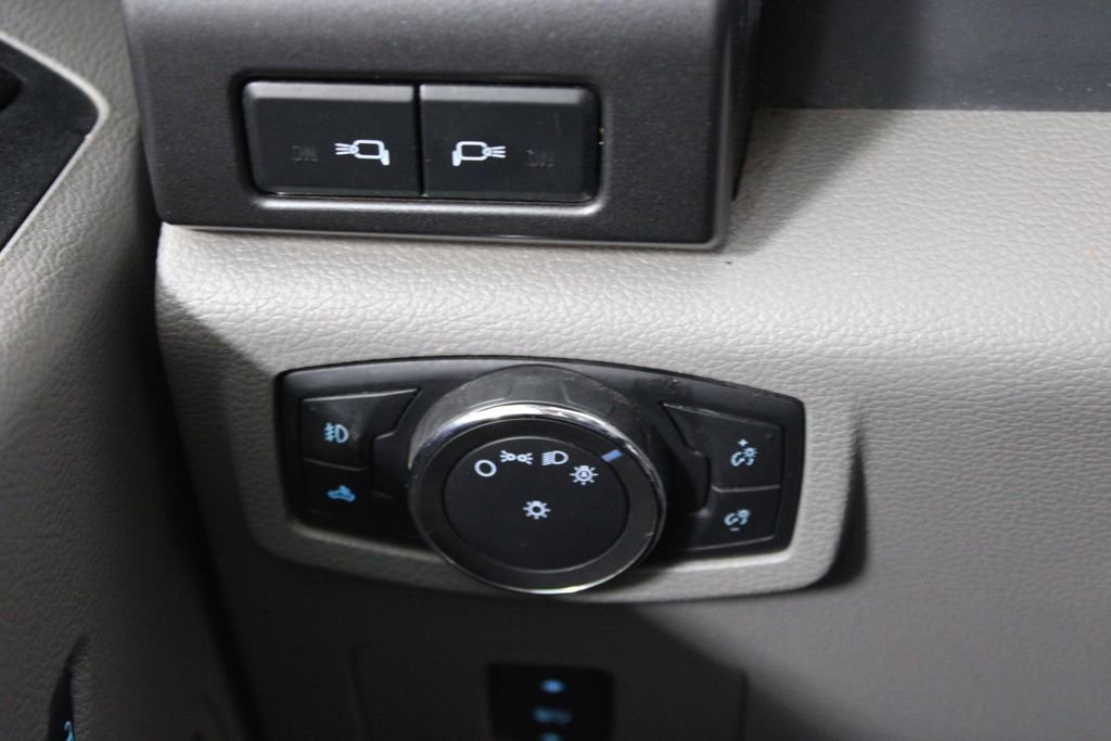 Used 2017 Ford F250 XLT w/ XLT Value Package image 27