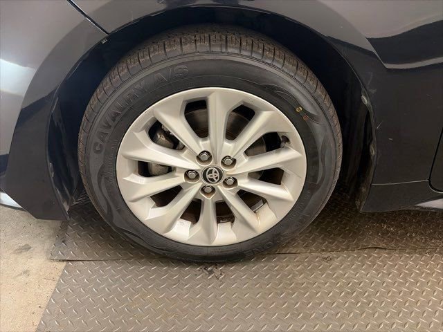Used 2020 Toyota Corolla XLE FWD image 42