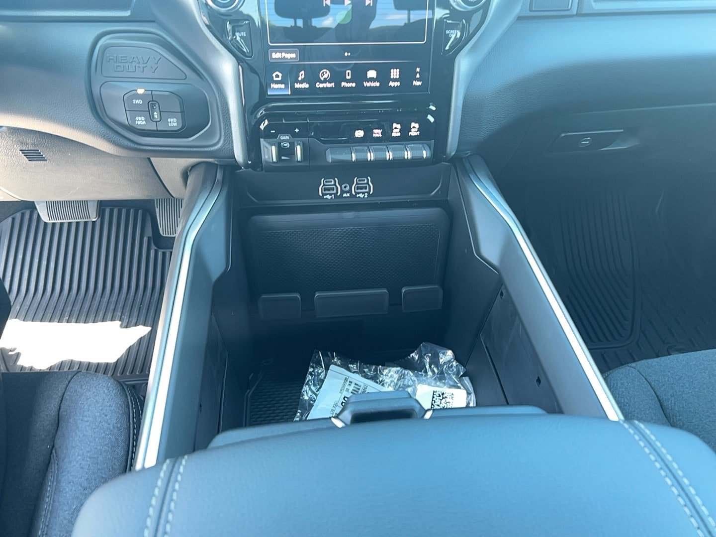 New 2026 RAM 2500 Big Horn AWD/4WD image 13