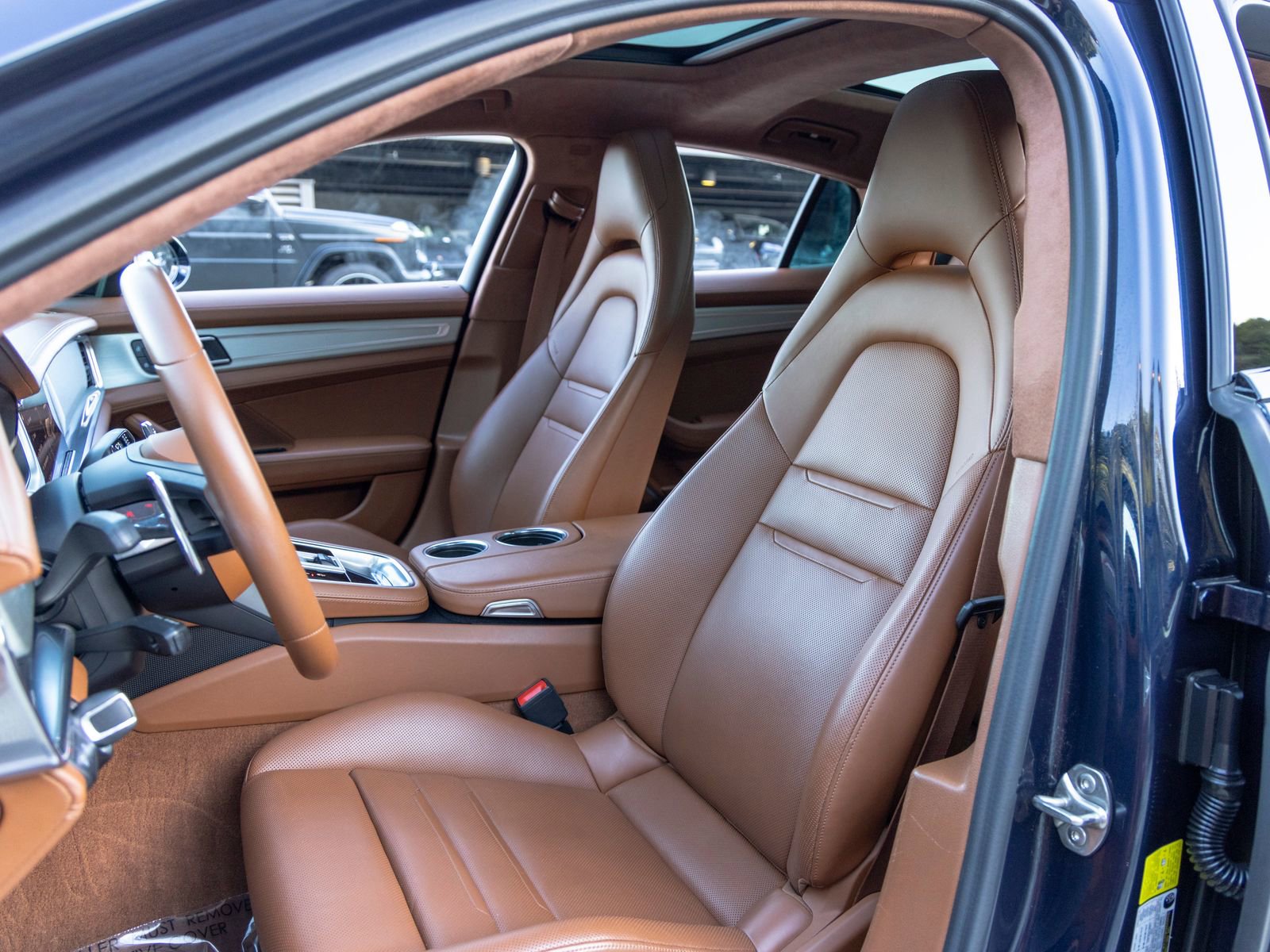 Used 2022 Porsche Panamera GTS AWD/4WD image 5