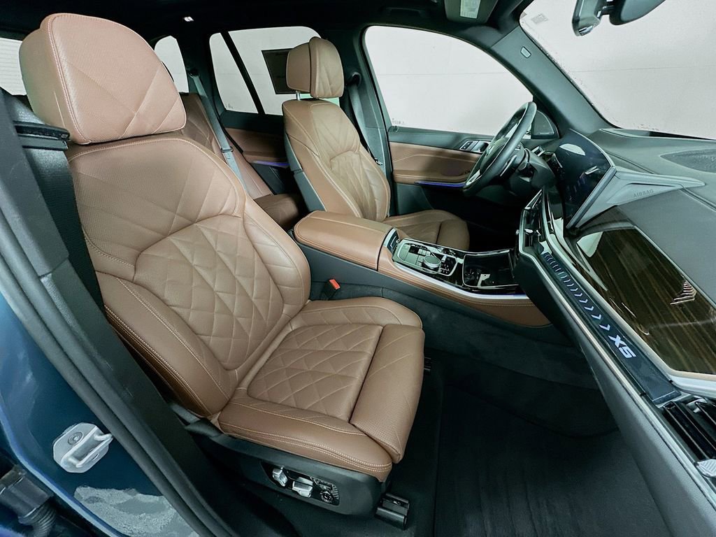 Used 2025 BMW X5 xDrive40i image 36