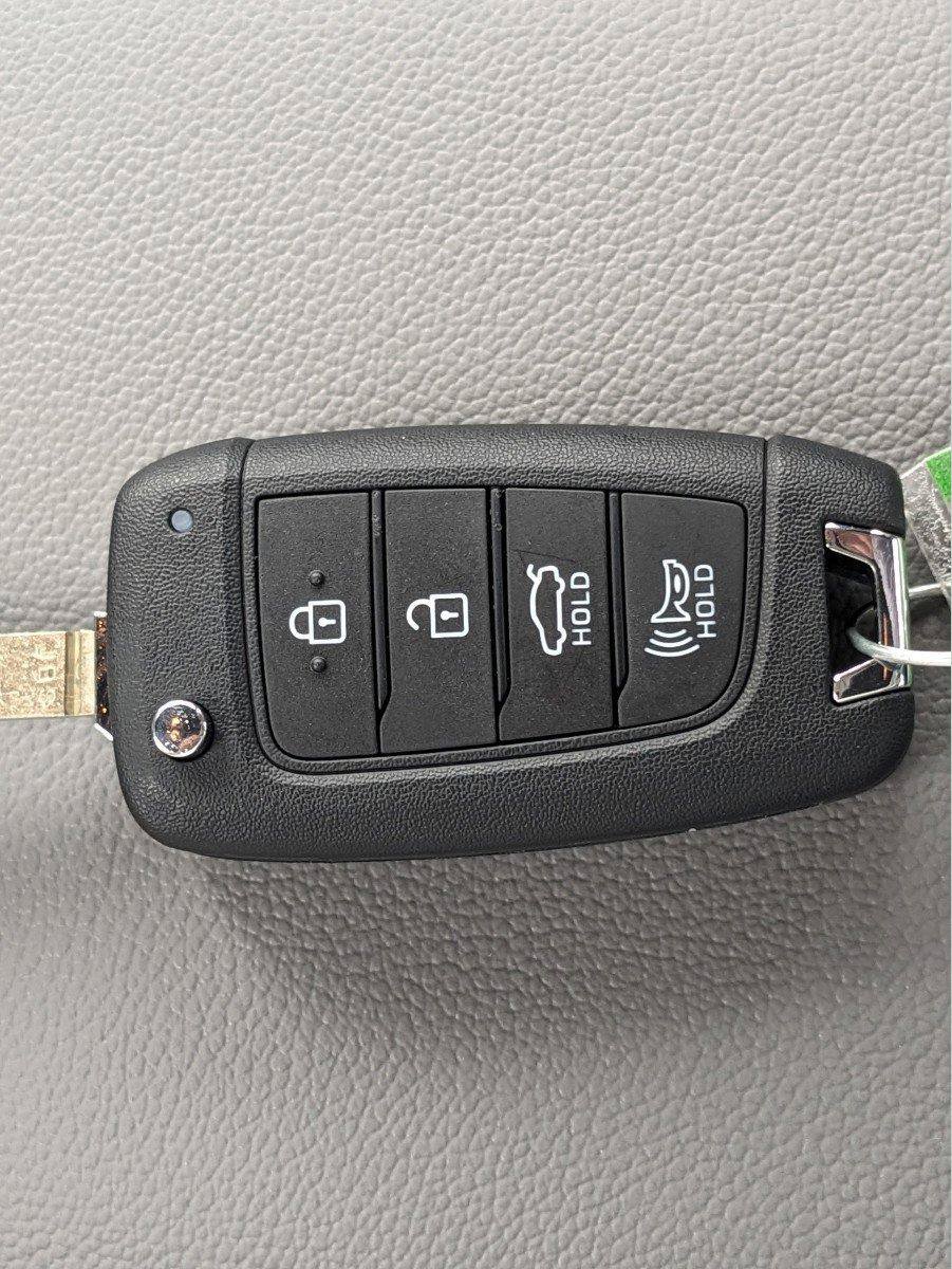 New 2026 Hyundai Elantra SE FWD image 27