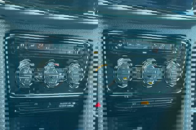 Used 2022 Volkswagen Atlas SEL image 25