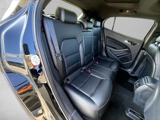 Used 2017 Mercedes-Benz GLA 250 image 26