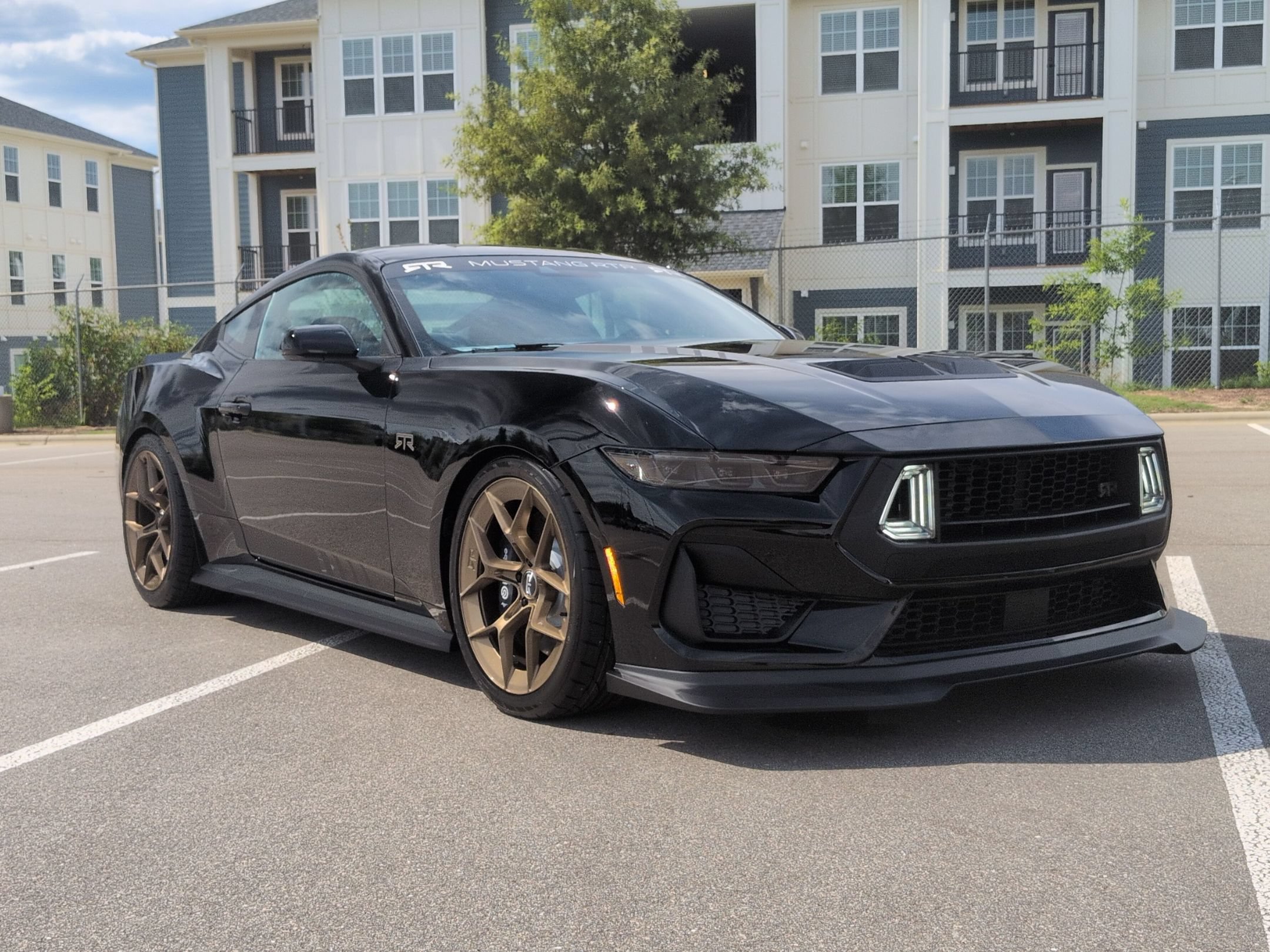 New 2026 Ford Mustang GT Premium w/ GT Performance Package RWD image 1