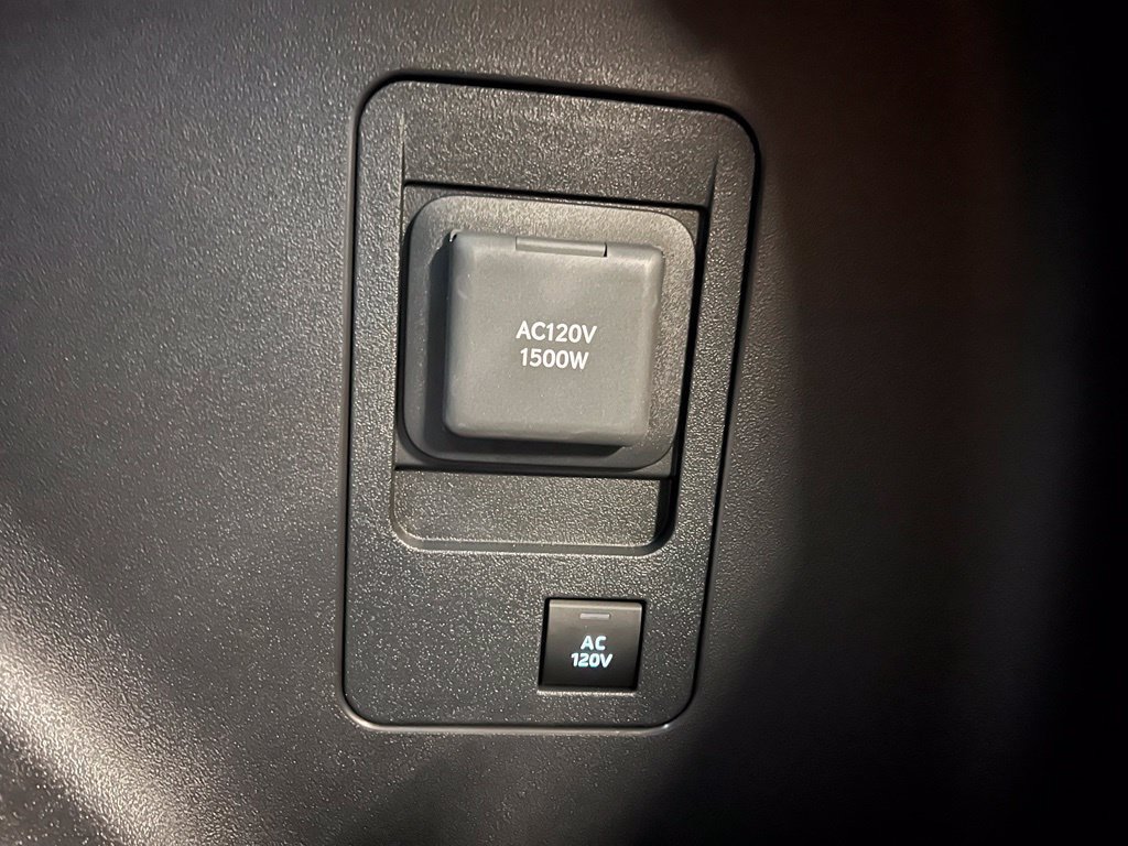 New 2027 Toyota C-HR w/ ALL Weather Mat Package (TMS) AWD/4WD image 34