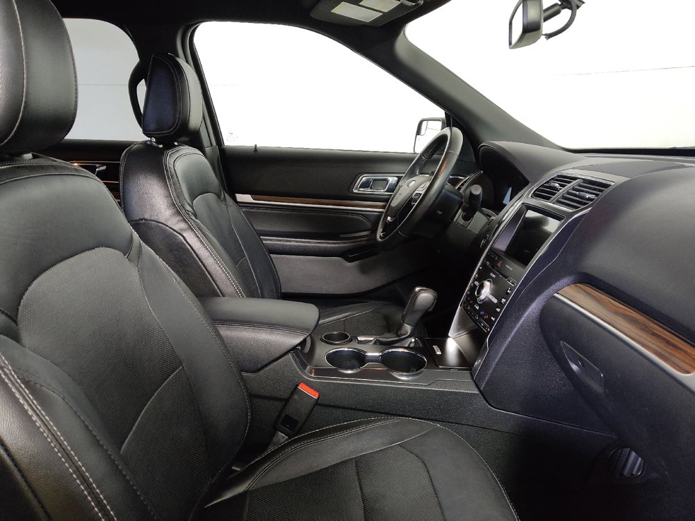 Used 2018 Ford Explorer Limited FWD image 21