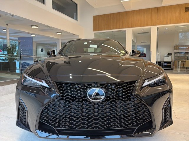 New 2025 Lexus IS 500 image 2
