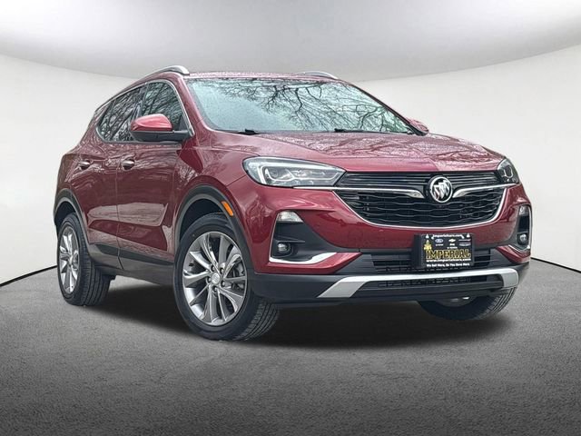 Used 2022 Buick Encore GX Essence w/ Advanced Technology Package FWD image 2